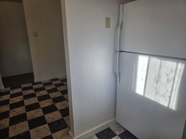 Photo - 3 bed 1 bath w/ detached garage in Ephrata