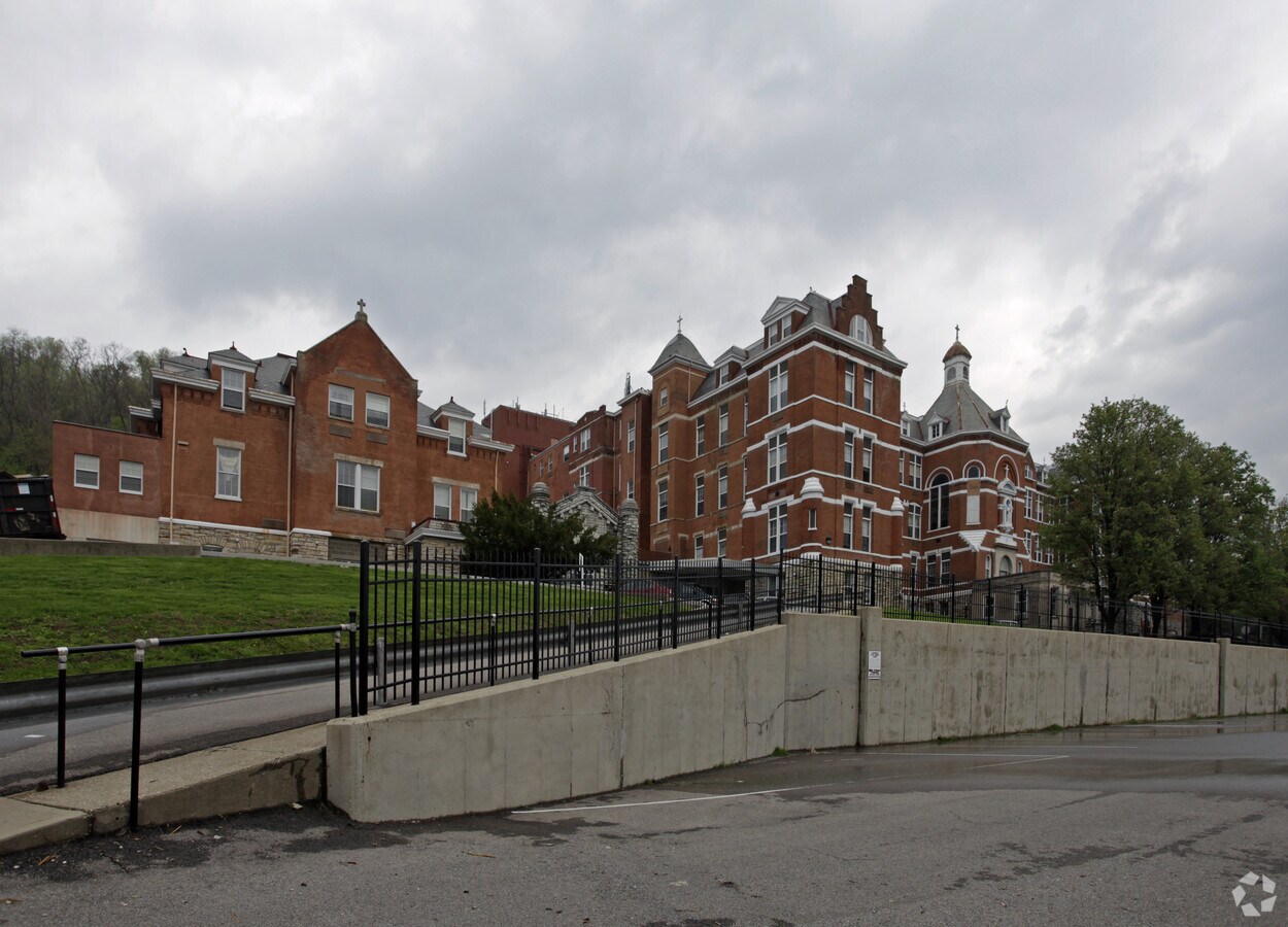 Photo - St. Francis Court Apartments