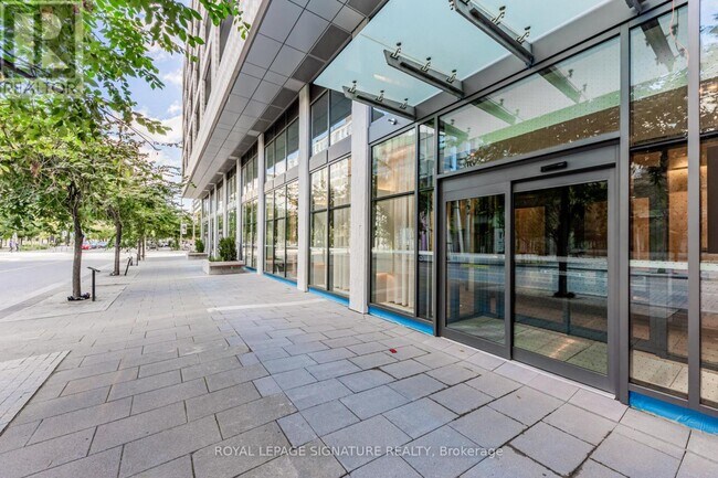 Photo - 425 Front St E Unit 607