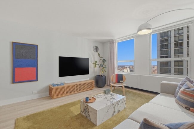 Photo - 2626 N Lakeview Ave Unit 2601