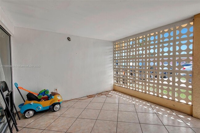 Photo - 6729 Camelia Dr