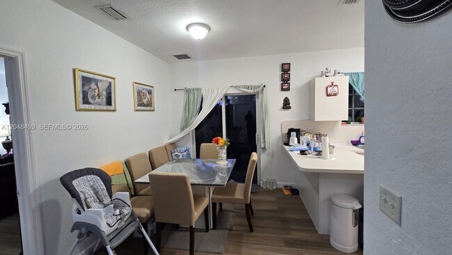 Photo - 2720 NE 3rd Dr Unit 102