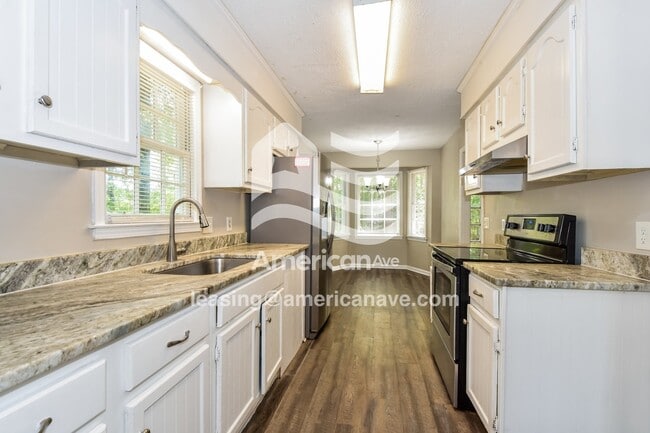 Photo - 35 Eastpine Ct