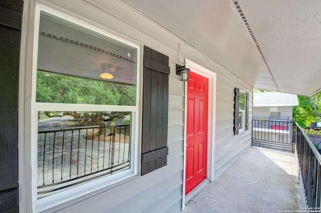 218 Natalen Ave