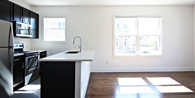 Photo - 4304 Junius St