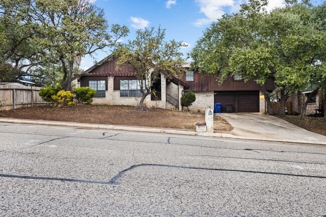 Building Photo - 8519 Star Creek Dr