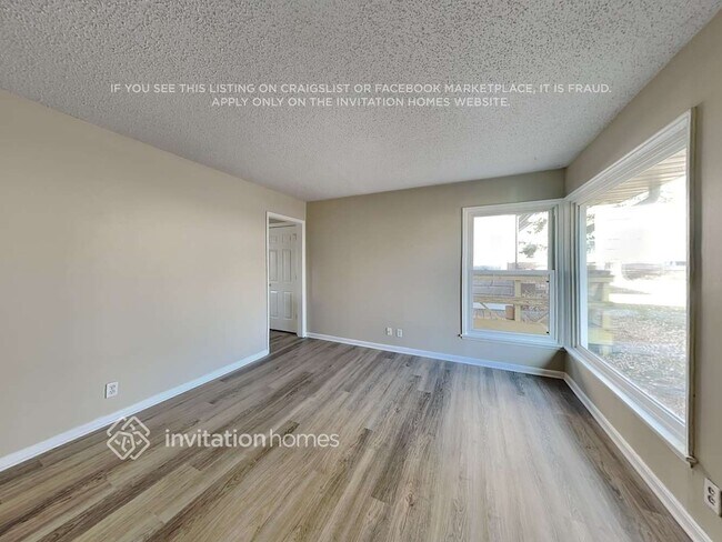 Photo - 3112 Nevada Ave S