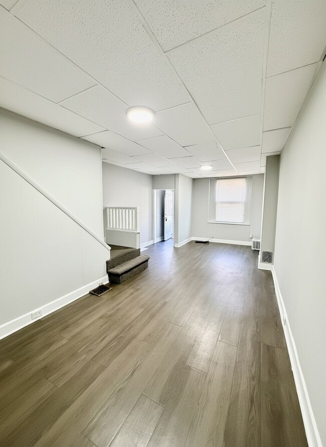 Photo - 252 E Cambria St