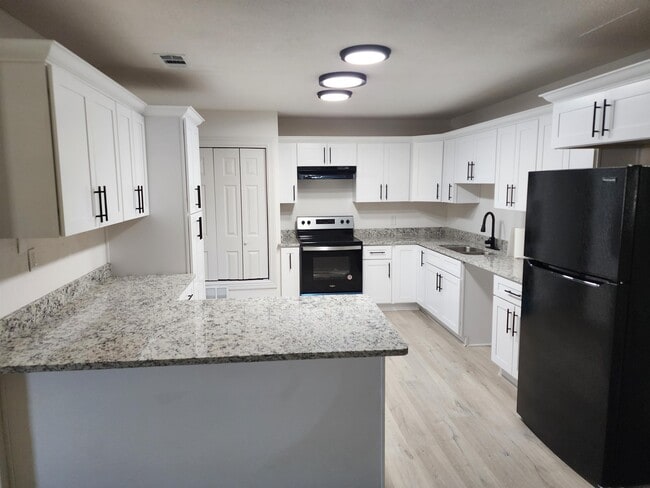 Photo - 3014 N Garden Ave