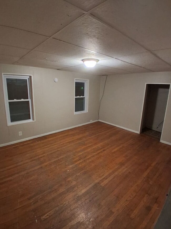 Photo - 8 Pulaski St Unit 2