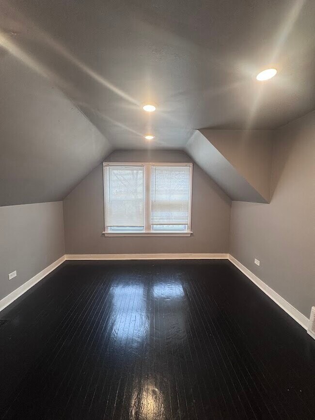 Photo - 227 W 112th Pl Casa