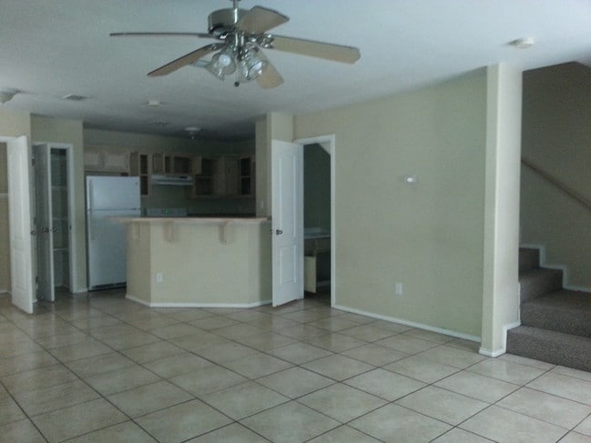 729 Sonesta Ct Unit 3