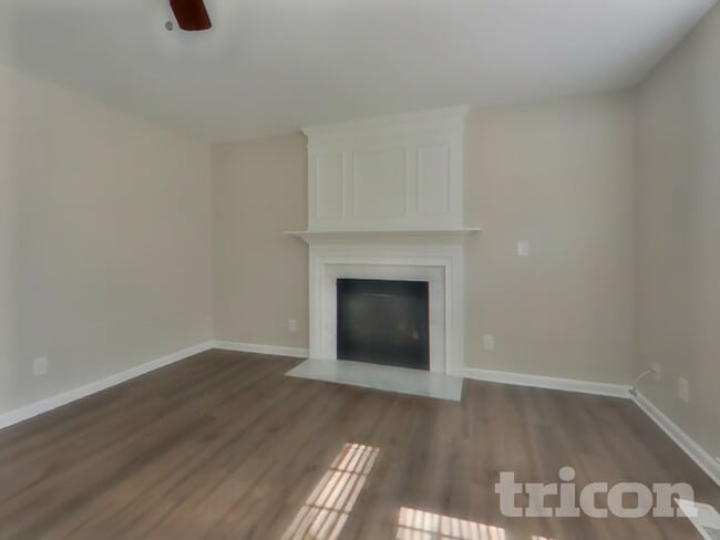 Photo - 4655 Queens Grove St