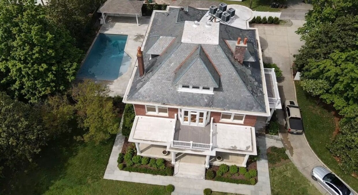 Photo - 746 Benton Ave