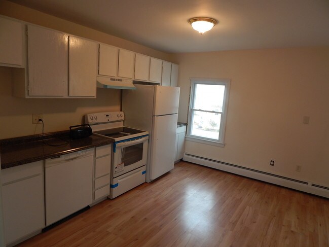 Photo - 36 Poquonock Ave Unit 38-C