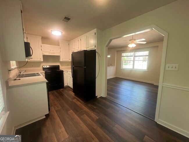 Photo - 265 Pine Valley Dr