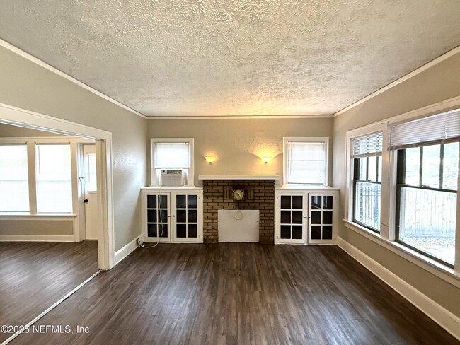 Photo - 778 Acosta St