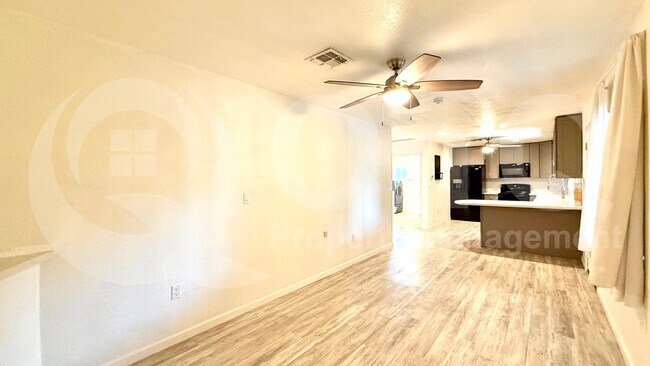 Photo - 4518 W Crivello Ave