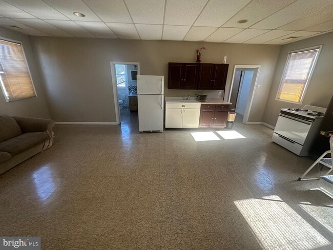 Building Photo - 2669 N Sherman St Unit 3