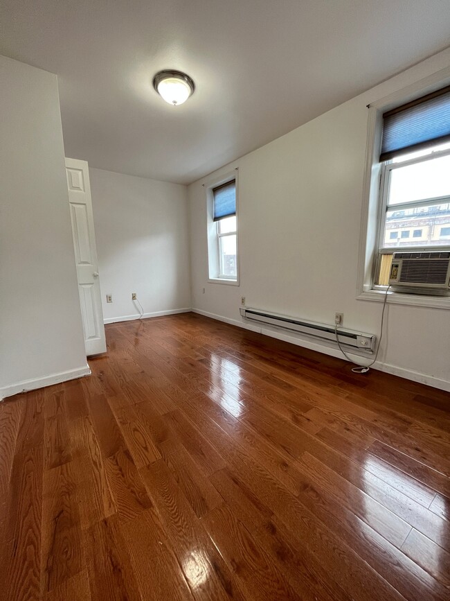 Photo - 1412 Ellsworth St Unit 3