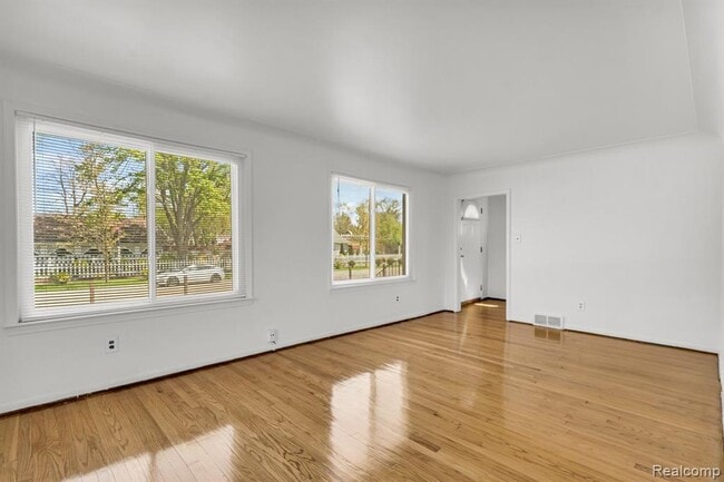 Photo - 18792 Old Homestead Dr