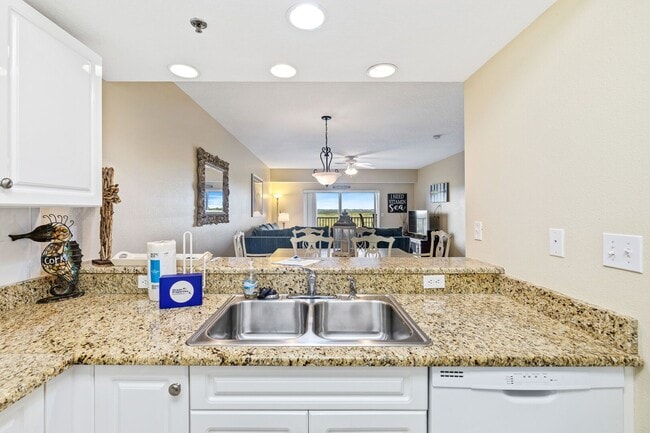 Photo - Beautiful Ocean Walk Condo