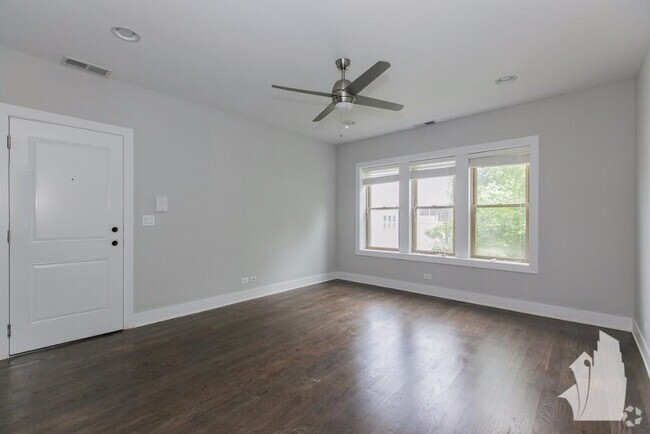 Building Photo - 3919 N Janssen Ave Unit 2BD Rental