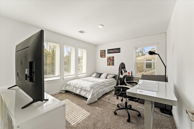 Building Photo - 10212 Prairie Creek Ln