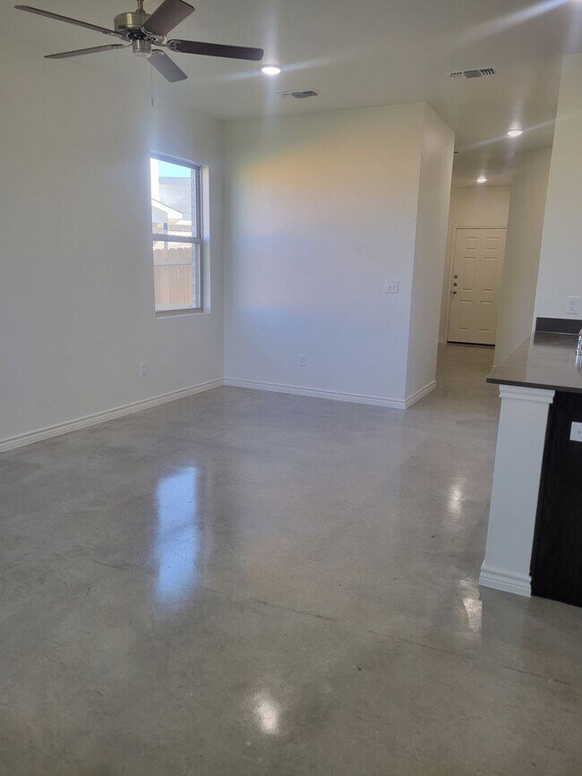 Photo - 2325 Zanoletti Ct Unit B-STILL OCCUPIED BY RESIDENT