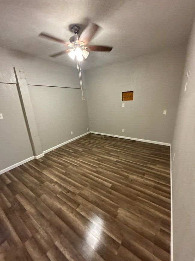1010 22nd St