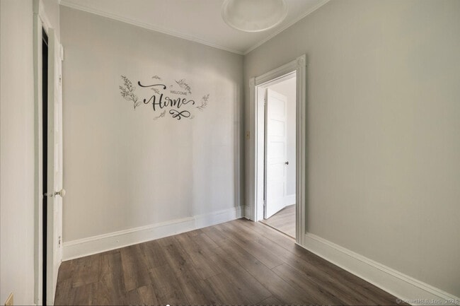 Photo - 118-120 New Haven Ave