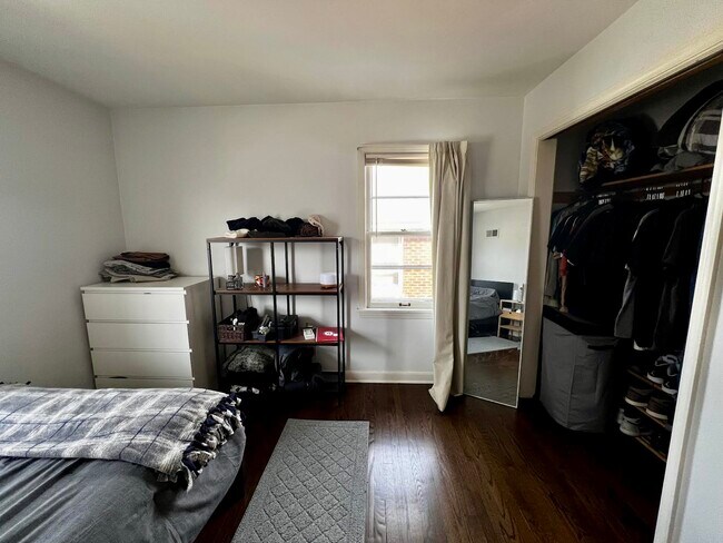 Photo - 5315 4 Unit Unit 2