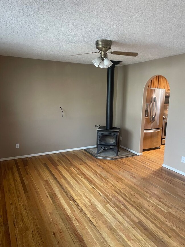 Photo - Charming and Updated 3 bed w/ Basement home in fantastic location!