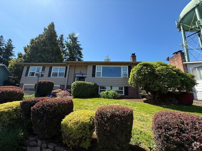 Building Photo - Entertainer’s Dream in NE Portland – Fully... Rental