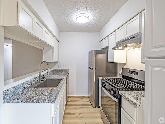 Building Photo - 2707 Windswept Cove Unit 103