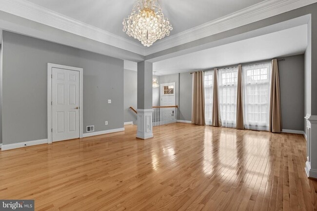 Photo - 6924 Stanwick Square