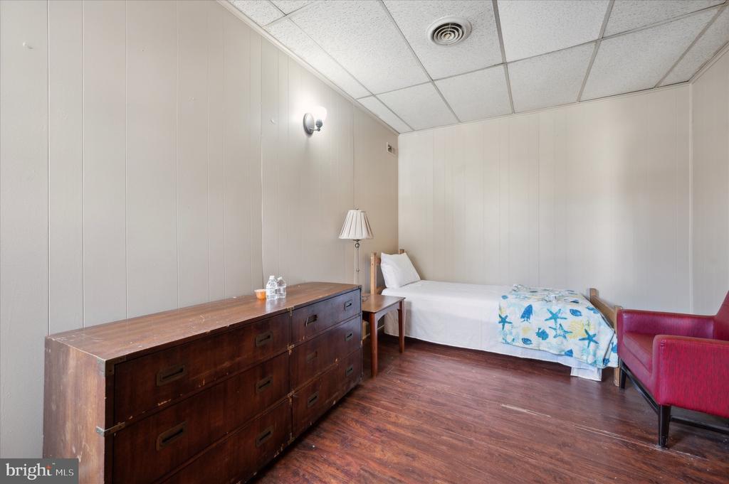 Photo - 230 N 65th St Unidad 1