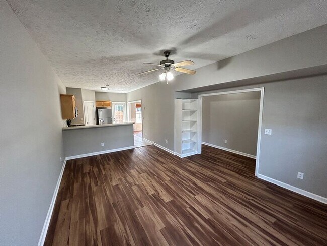 Photo - 284 Meigs Dr Unidad Apt J70