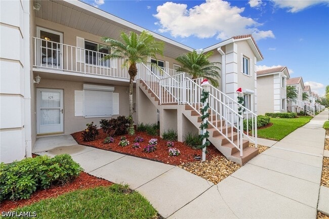 Building Photo - 6900 Dennis Cir Unit J-205