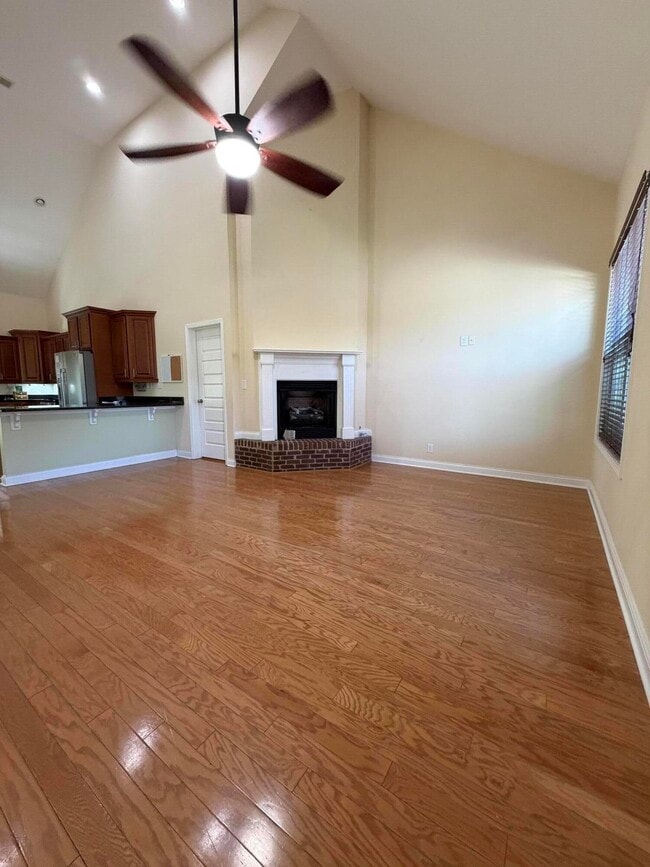 Photo - 382 Preston Ave