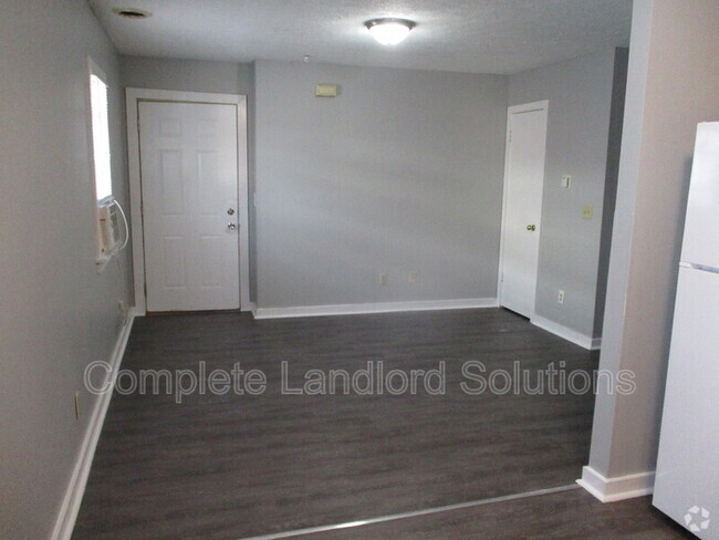 Building Photo - 1034 N 8th St Rental