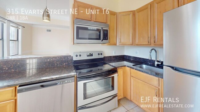 Photo - 315 Evarts St NE Unit T6