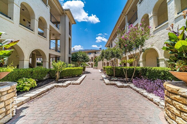 Building Photo - 3308 Parliament Cove Unit ID1295576P Rental