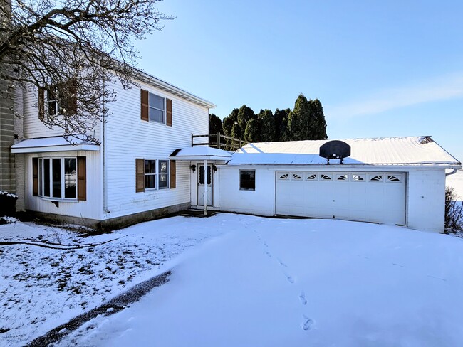 Photo - 334 Wissler Rd