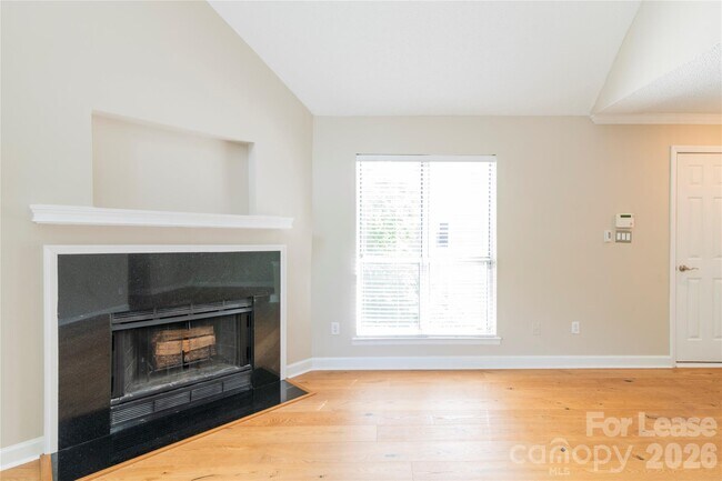 Photo - 2516 Cranbrook Ln Unit 11