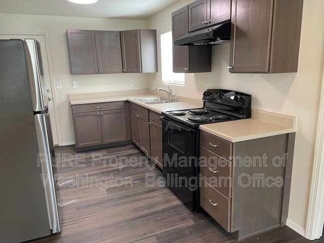 Photo - 6067 Portal Way Unit #6