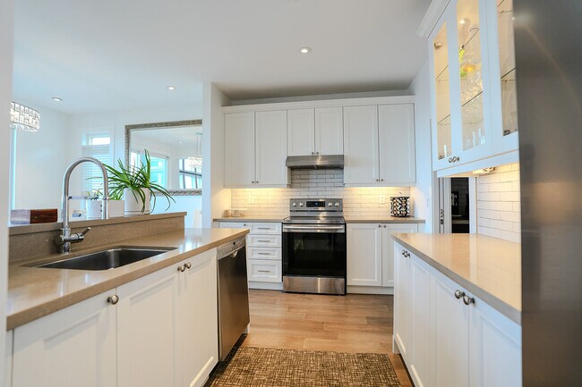 Photo - 50 Waterfront Cir