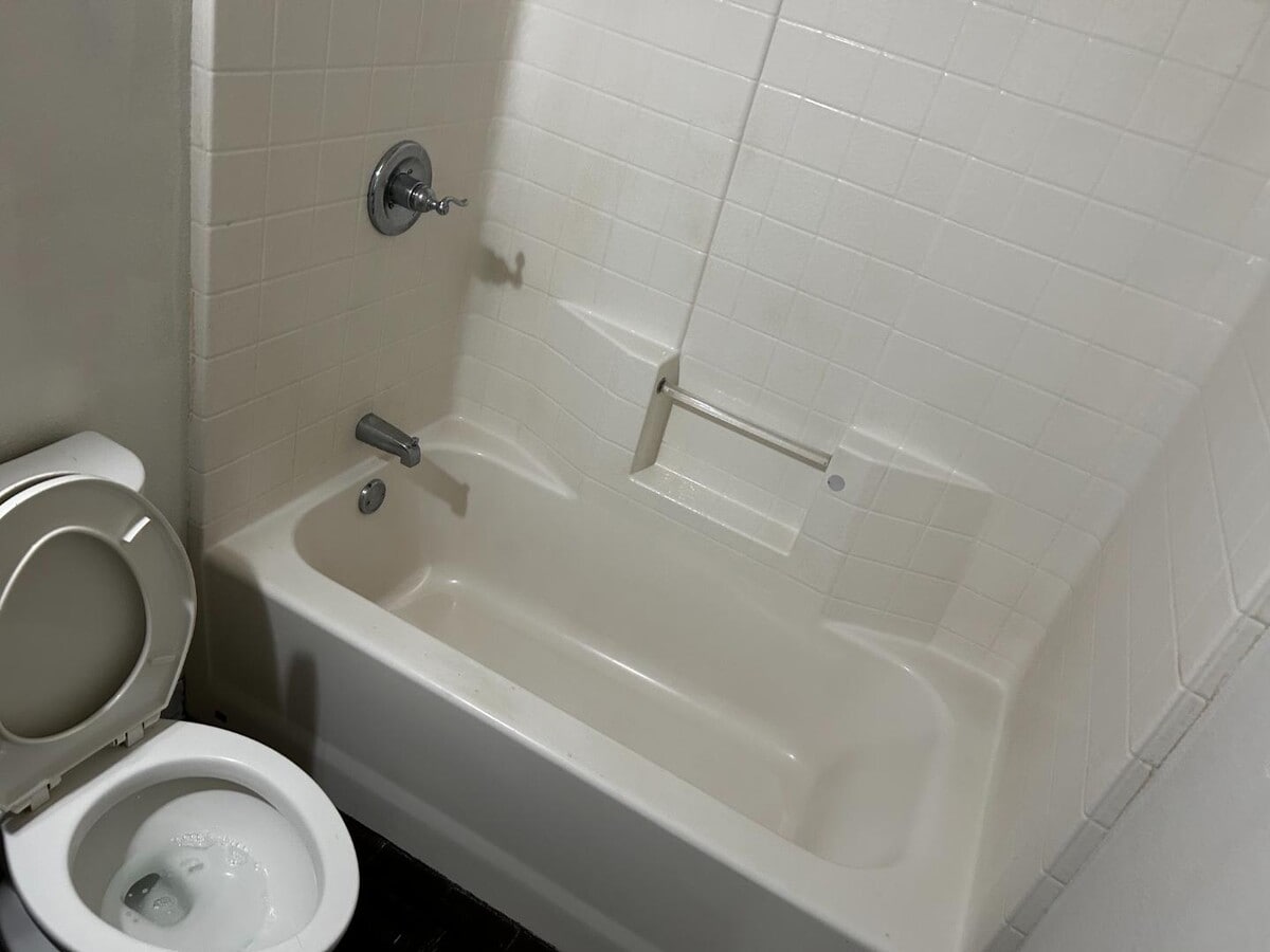Photo - 1809 Meadowgreen Dr