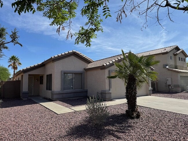 Photo - Beautiful Home for Rent in Phoenix!