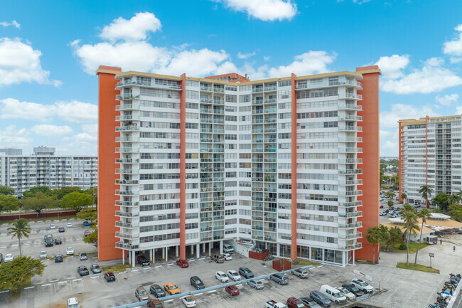 Buckley Towers - Buckley Towers Apartments
